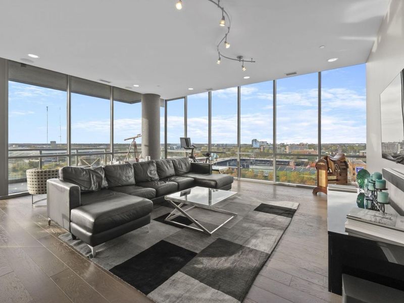 300 W Spring Street, Unit 1105, Columbus, OH 43215 Photo 5