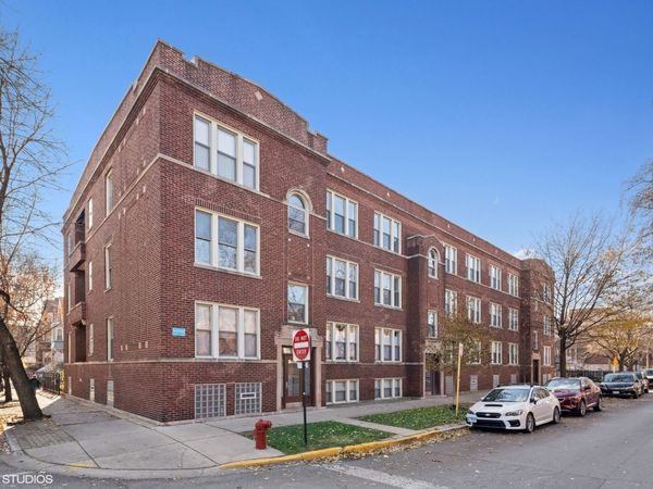 2005 W Warner Avenue, Unit 1, Chicago, IL 60618
