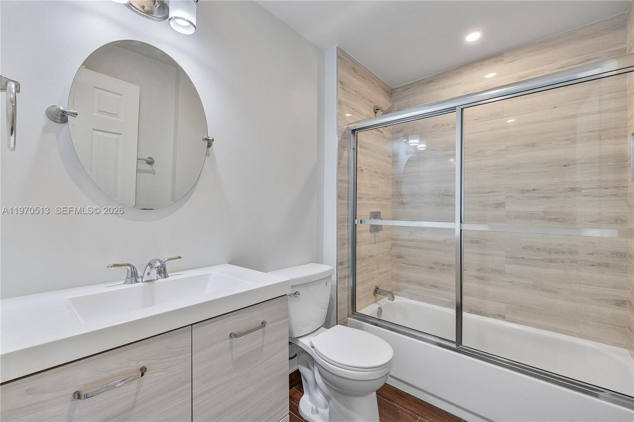 3840 NW 176th St, Unit 1, Miami Gardens, FL 33055 Photo