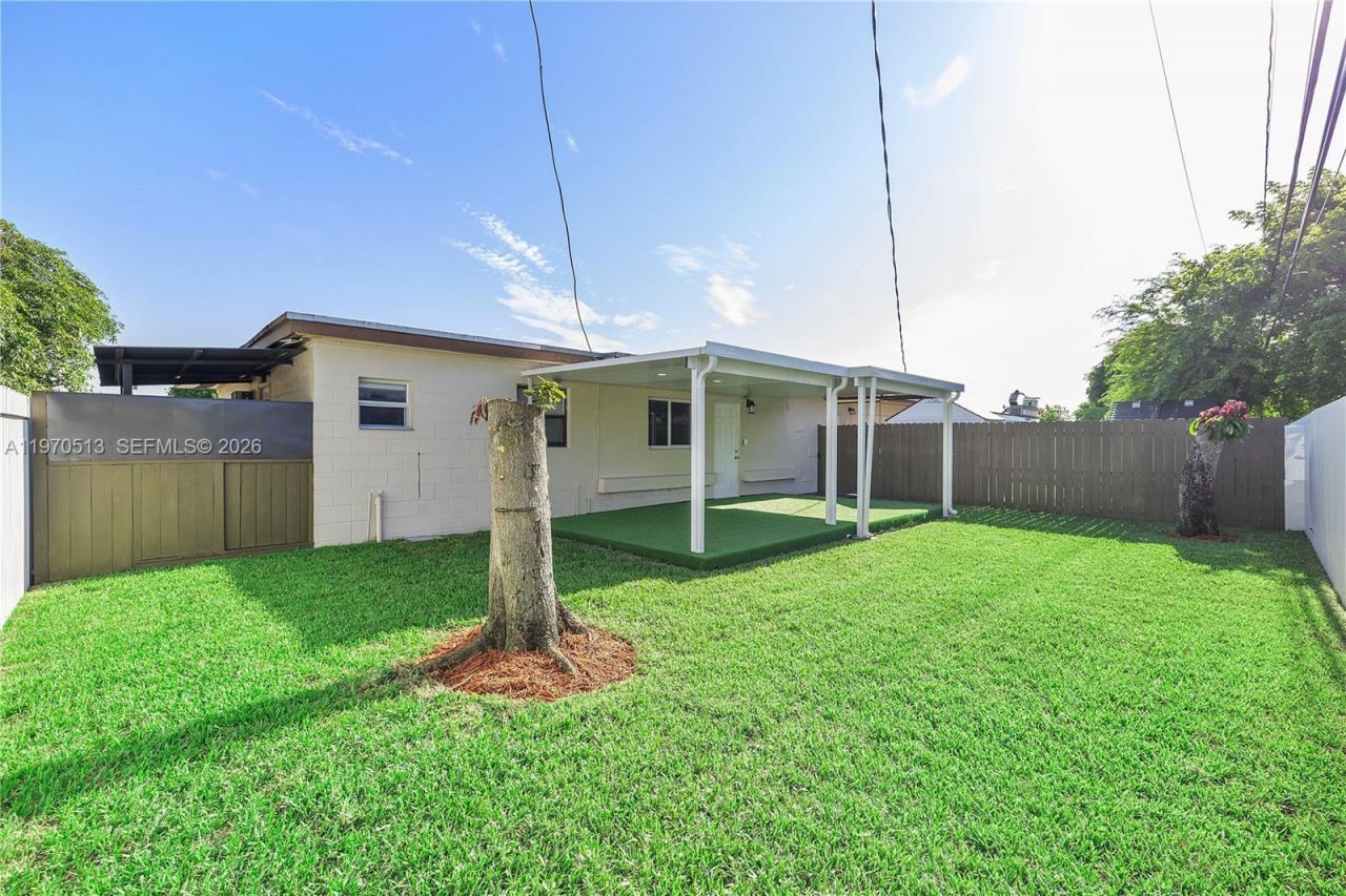 3840 NW 176th St, Unit 1, Miami Gardens, FL 33055 Photo