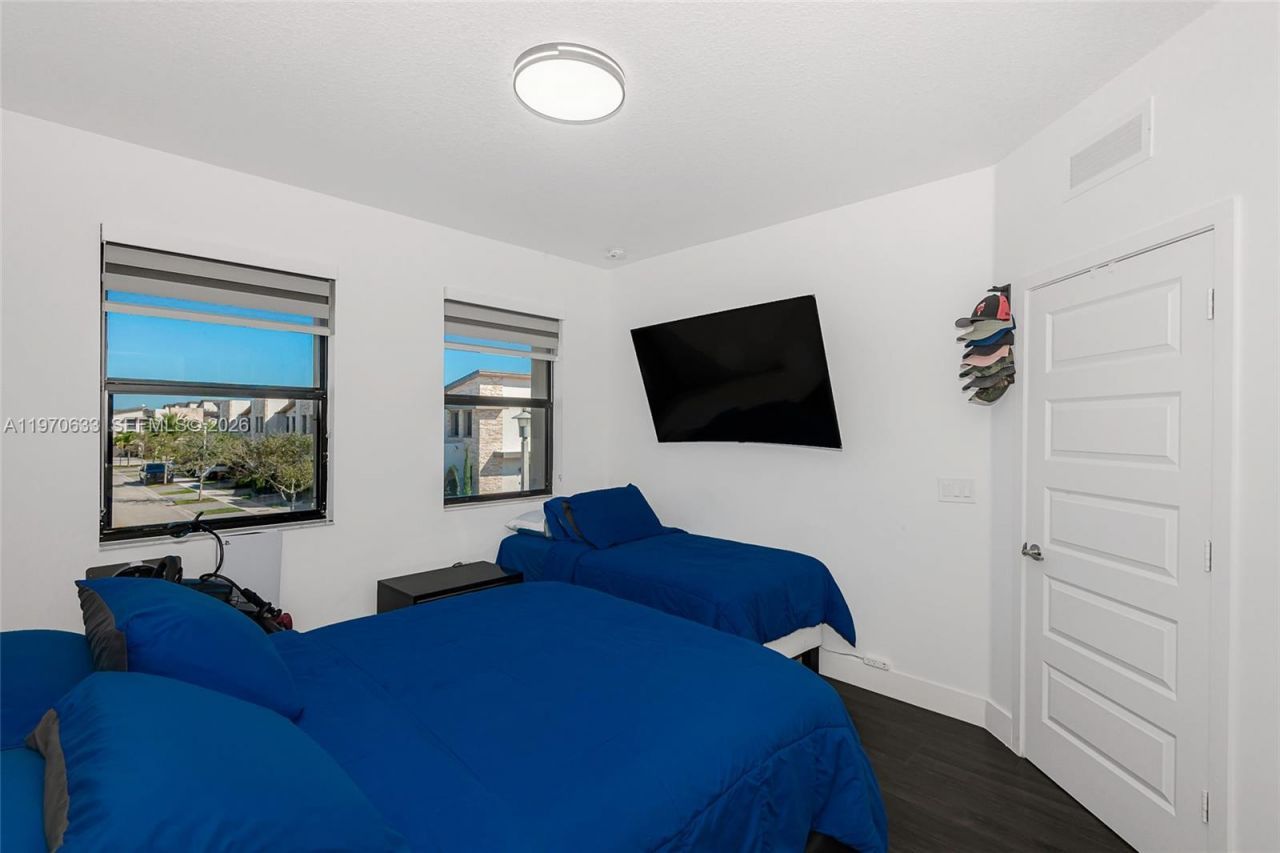 7902 NW 105th Ct , Unit 7902, Doral, FL 33178 Photo