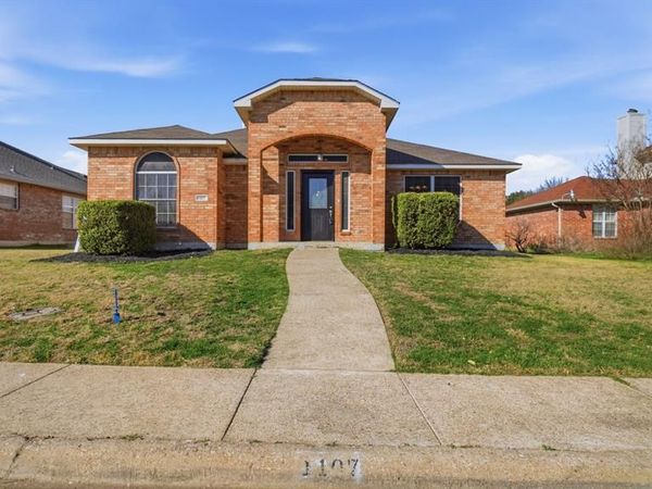 1107 Wayne Avenue, Duncanville, TX 75137
