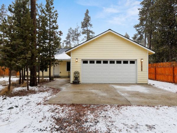 17316 Golden Eye Drive, Bend, OR 97707