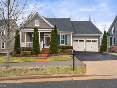 2493 POTOMAC RIVER BOULEVARD, DUMFRIES, VA 22026