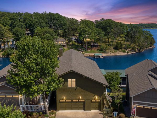 2373 Melody Point Circle, Grove, OK 74344