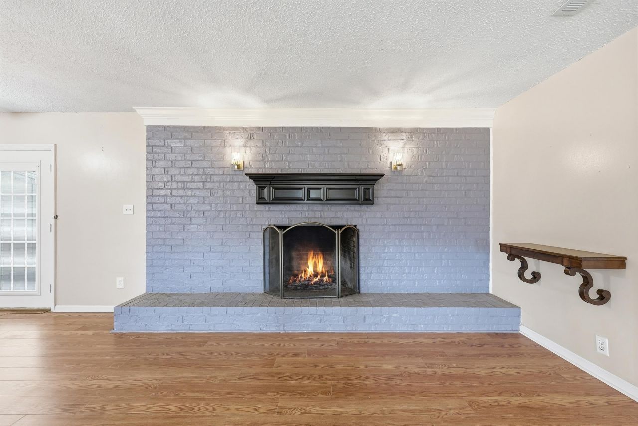 3060 Forestbrook Rd. Photo 6