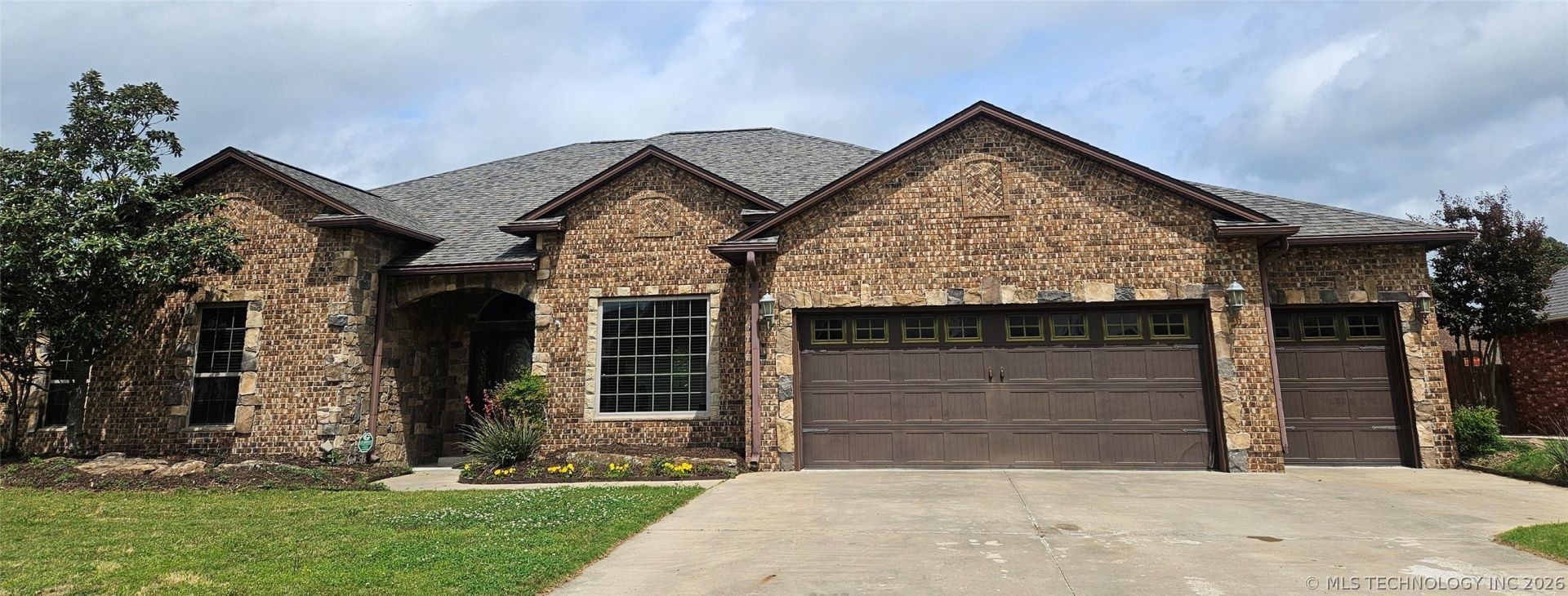 1003 Sunnybrook, McAlester, OK 74501 Main Photo
