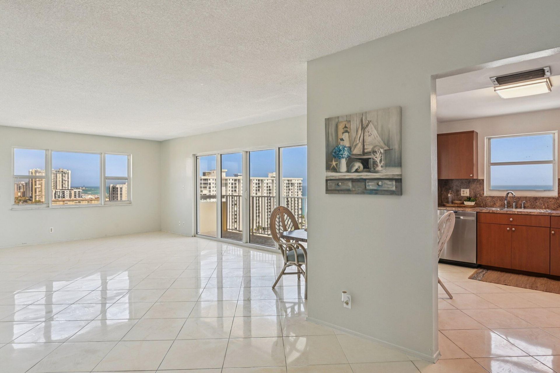1200 Hibiscus Avenue, Unit 1804, Pompano Beach, FL 33062 Photo