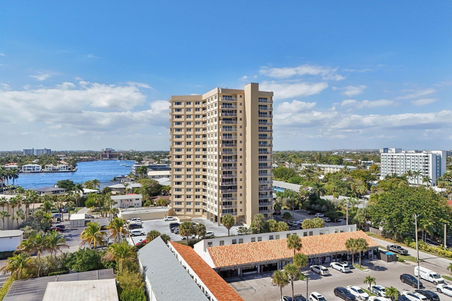 1200 Hibiscus Avenue, Unit 1804, Pompano Beach, FL 33062 Photo