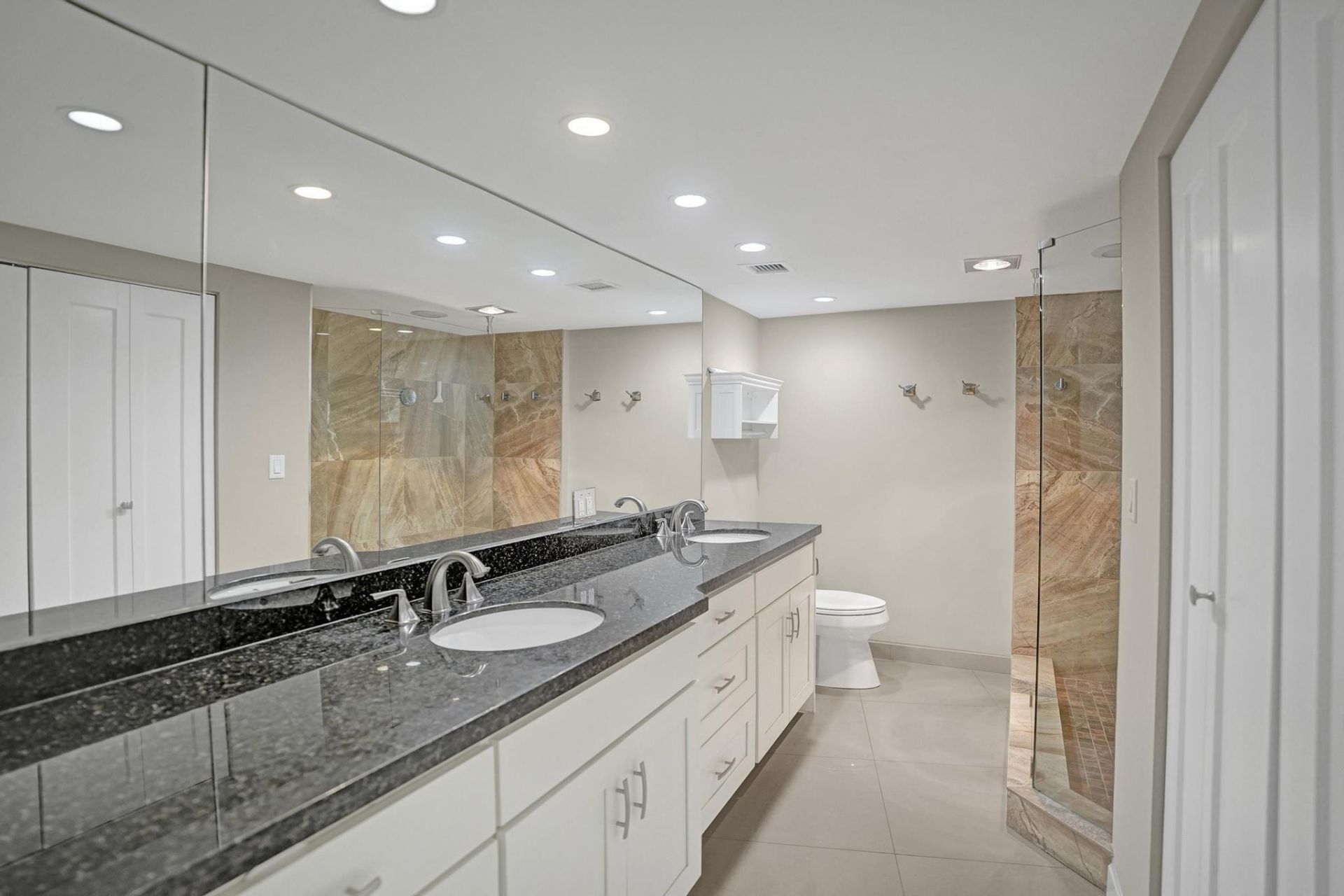 2000 S Ocean Drive, Unit 305, Fort Lauderdale, FL 33316 Photo