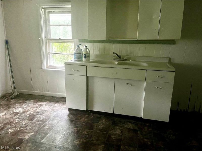 422 Whitely Street, Bridgeport, OH 43912 Photo 17