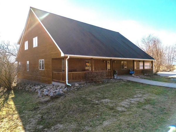 3070 Highway 30, Chelsea, IA 52215