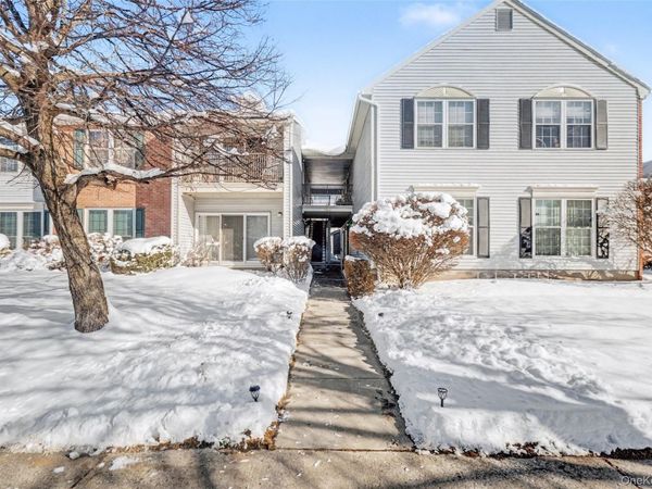 106 Cartwheel Court, Unit 13, Washingtonville, NY 10992