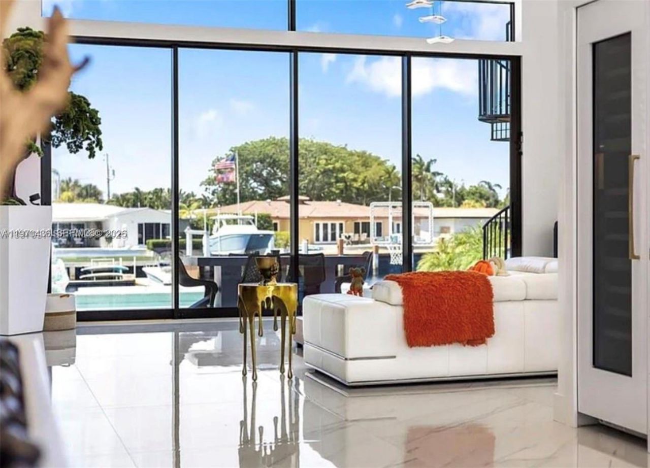 2225 NE 19th St , Fort Lauderdale, FL 33305 Photo