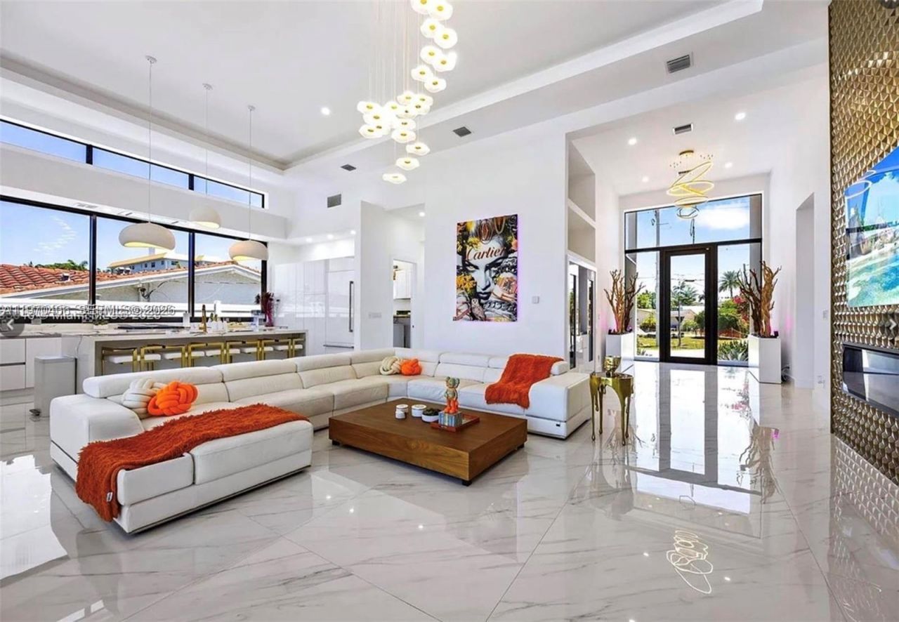 2225 NE 19th St , Fort Lauderdale, FL 33305 Photo