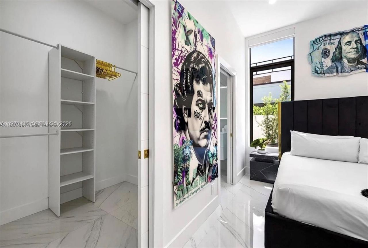 2225 NE 19th St, Fort Lauderdale, FL 33305 Photo