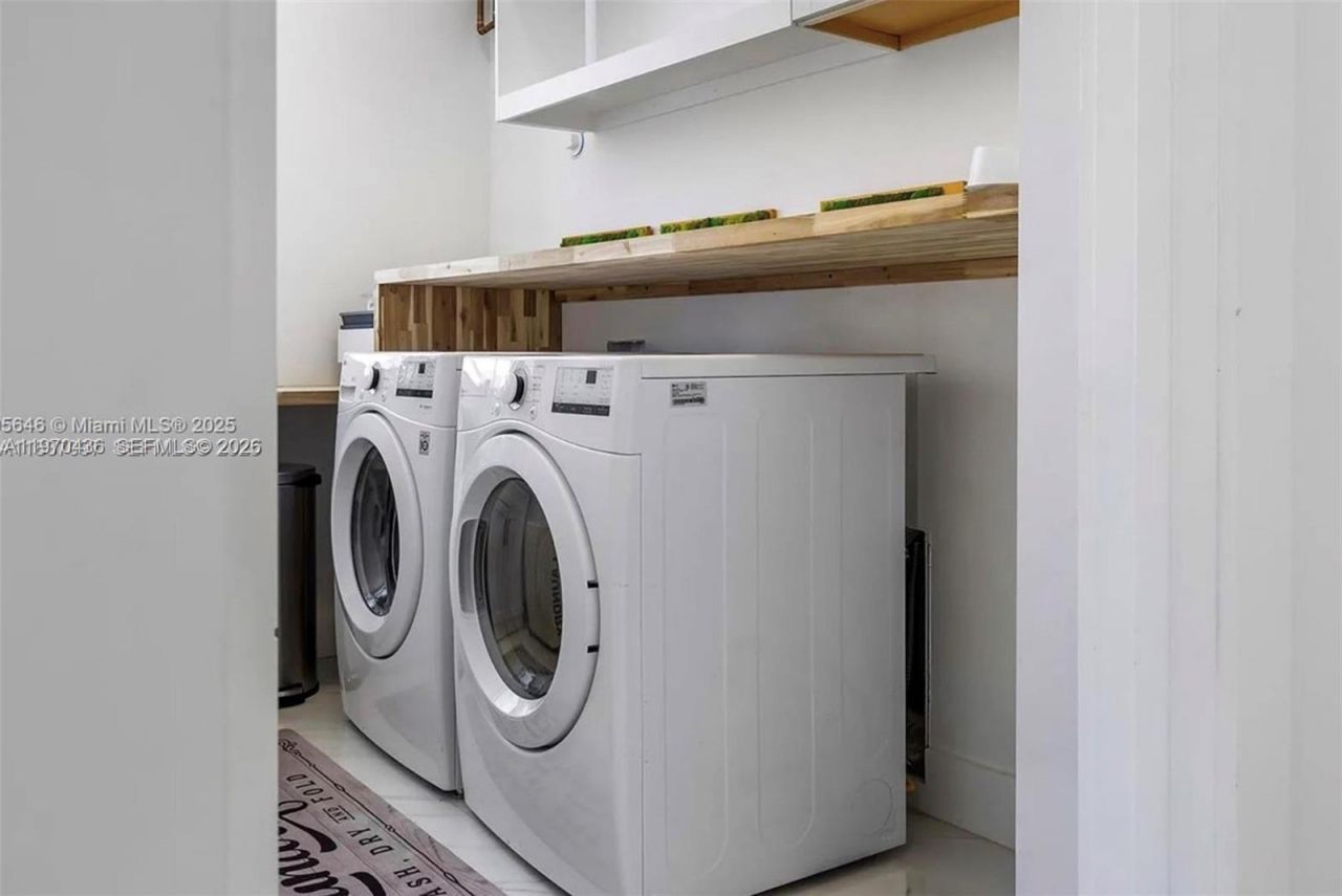 2225 NE 19th St, Fort Lauderdale, FL 33305 Photo