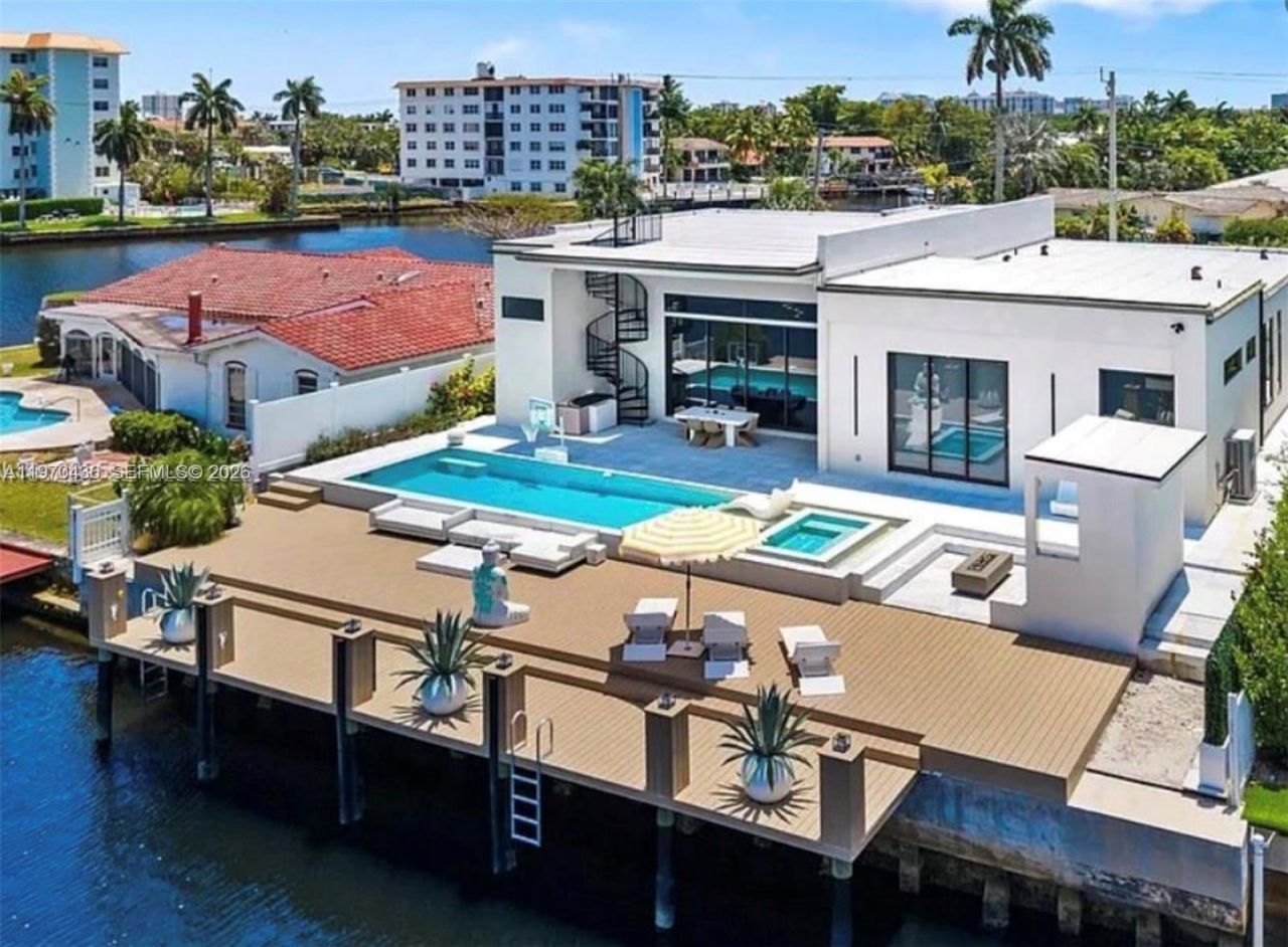 2225 NE 19th St, Fort Lauderdale, FL 33305 Photo