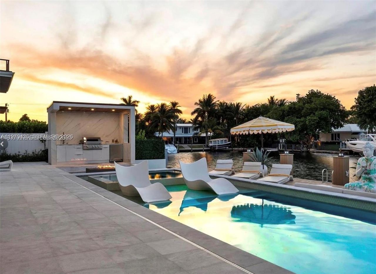 2225 NE 19th St, Fort Lauderdale, FL 33305 Photo