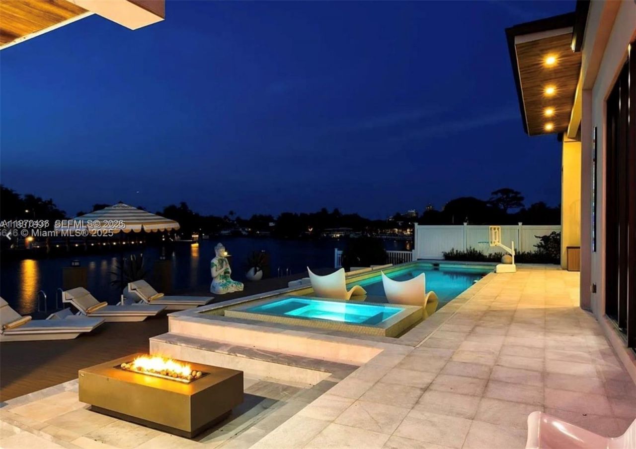 2225 NE 19th St , Fort Lauderdale, FL 33305 Photo