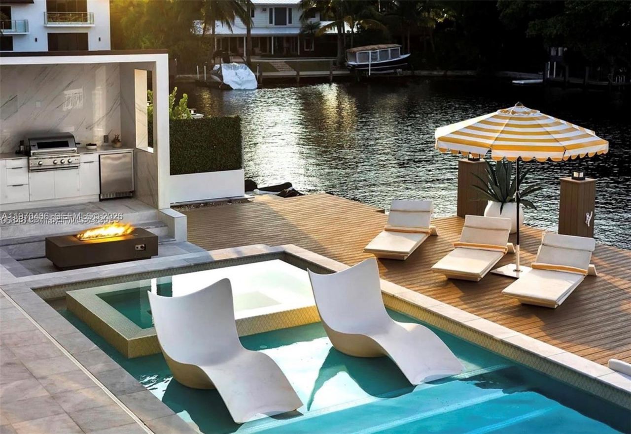 2225 NE 19th St, Fort Lauderdale, FL 33305 Photo