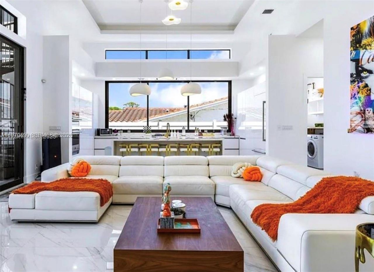 2225 NE 19th St , Fort Lauderdale, FL 33305 Photo