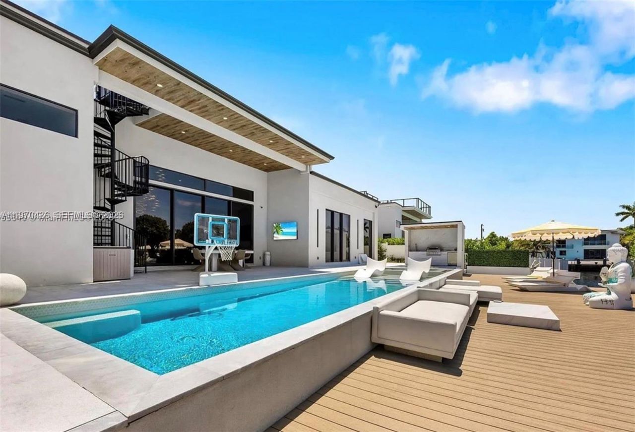 2225 NE 19th St , Fort Lauderdale, FL 33305 Photo