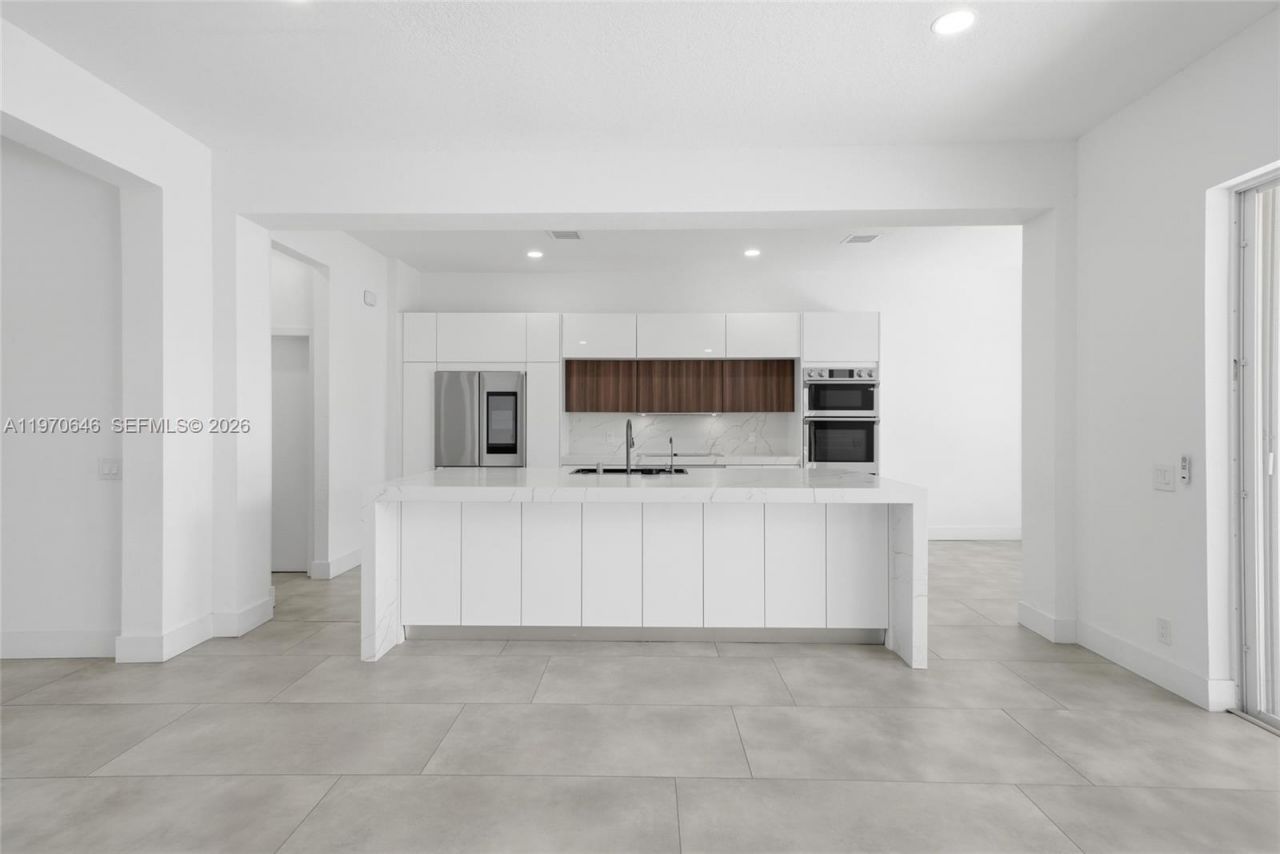 1887 Harbor View Cir, Weston, FL 33327 Photo