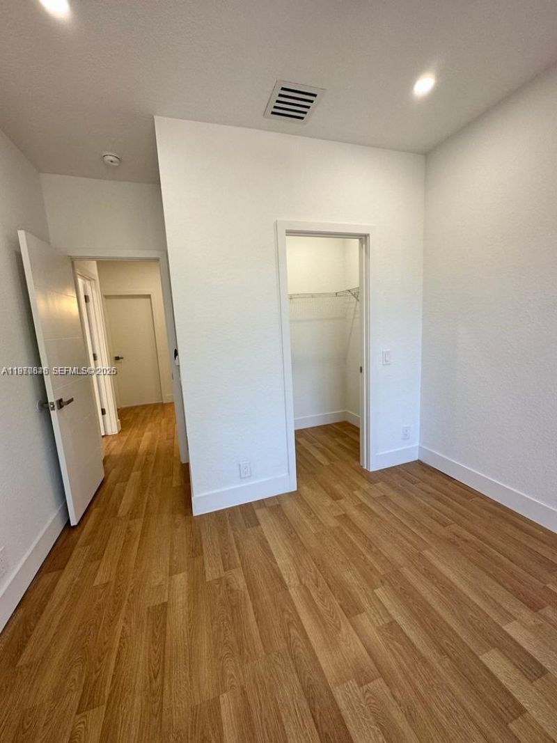 1887 Harbor View Cir, Weston, FL 33327 Photo