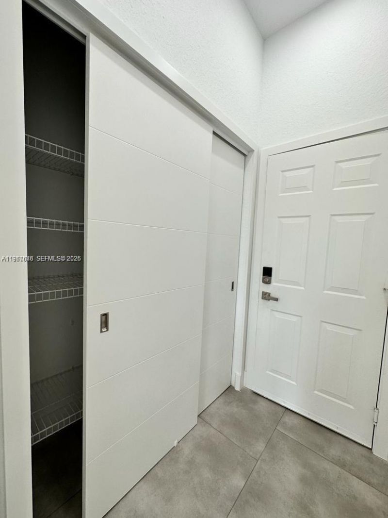 1887 Harbor View Cir, Weston, FL 33327 Photo