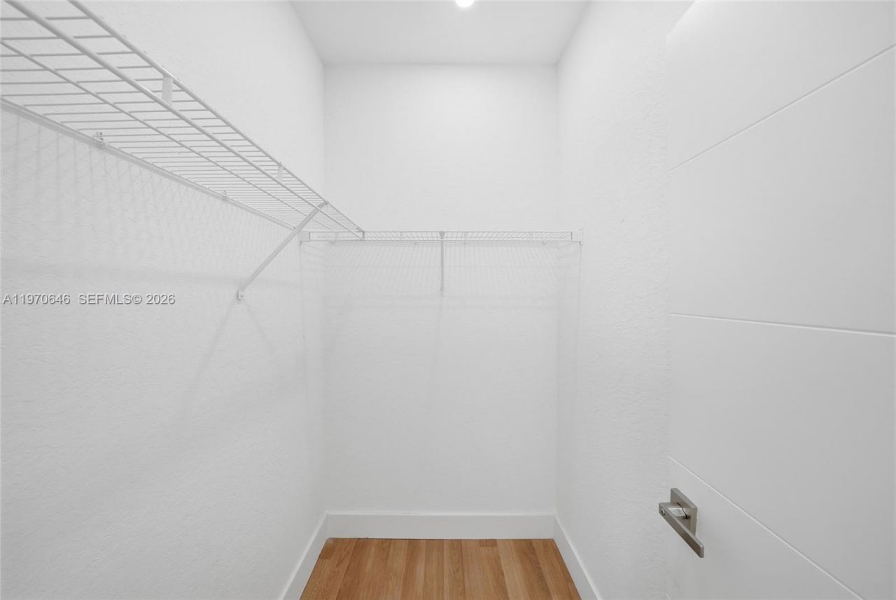 1887 Harbor View Cir, Weston, FL 33327 Photo