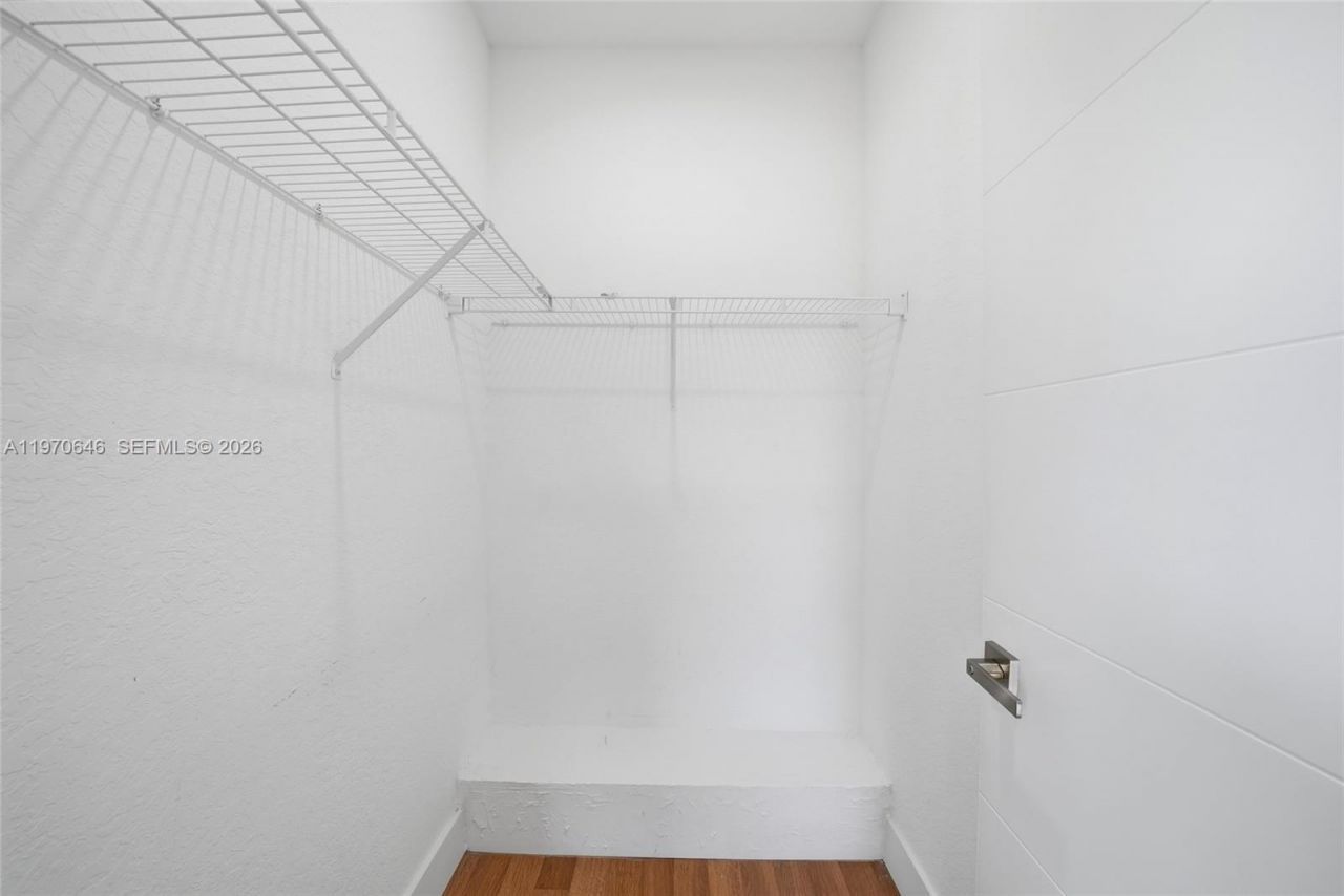 1887 Harbor View Cir, Weston, FL 33327 Photo