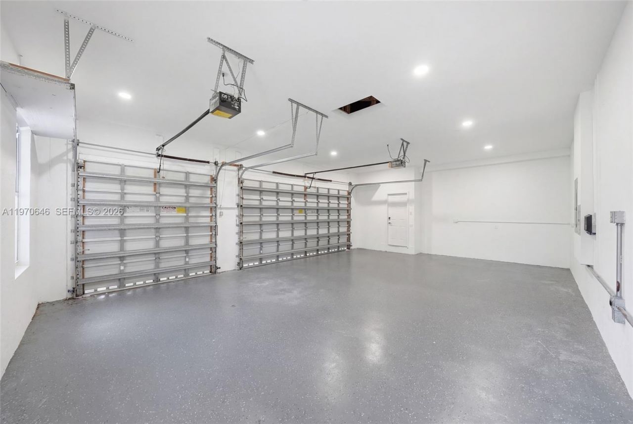 1887 Harbor View Cir, Weston, FL 33327 Photo