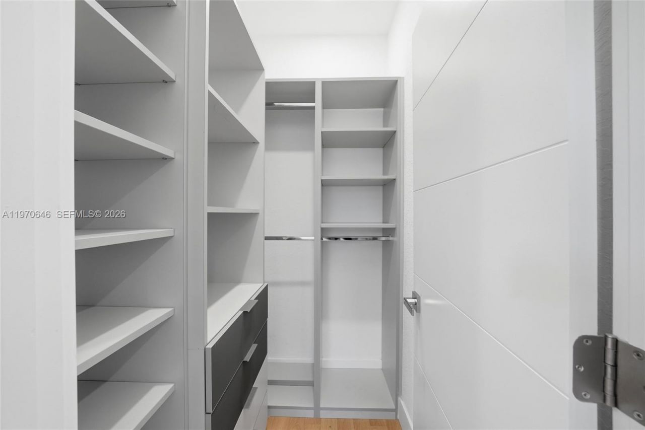 1887 Harbor View Cir, Weston, FL 33327 Photo