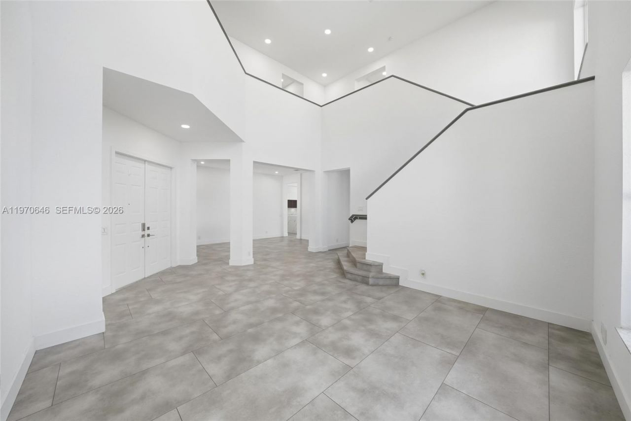 1887 Harbor View Cir, Weston, FL 33327 Photo