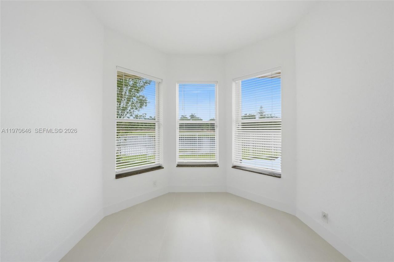 1887 Harbor View Cir, Weston, FL 33327 Photo