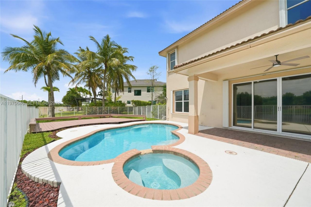 1887 Harbor View Cir, Weston, FL 33327 Photo