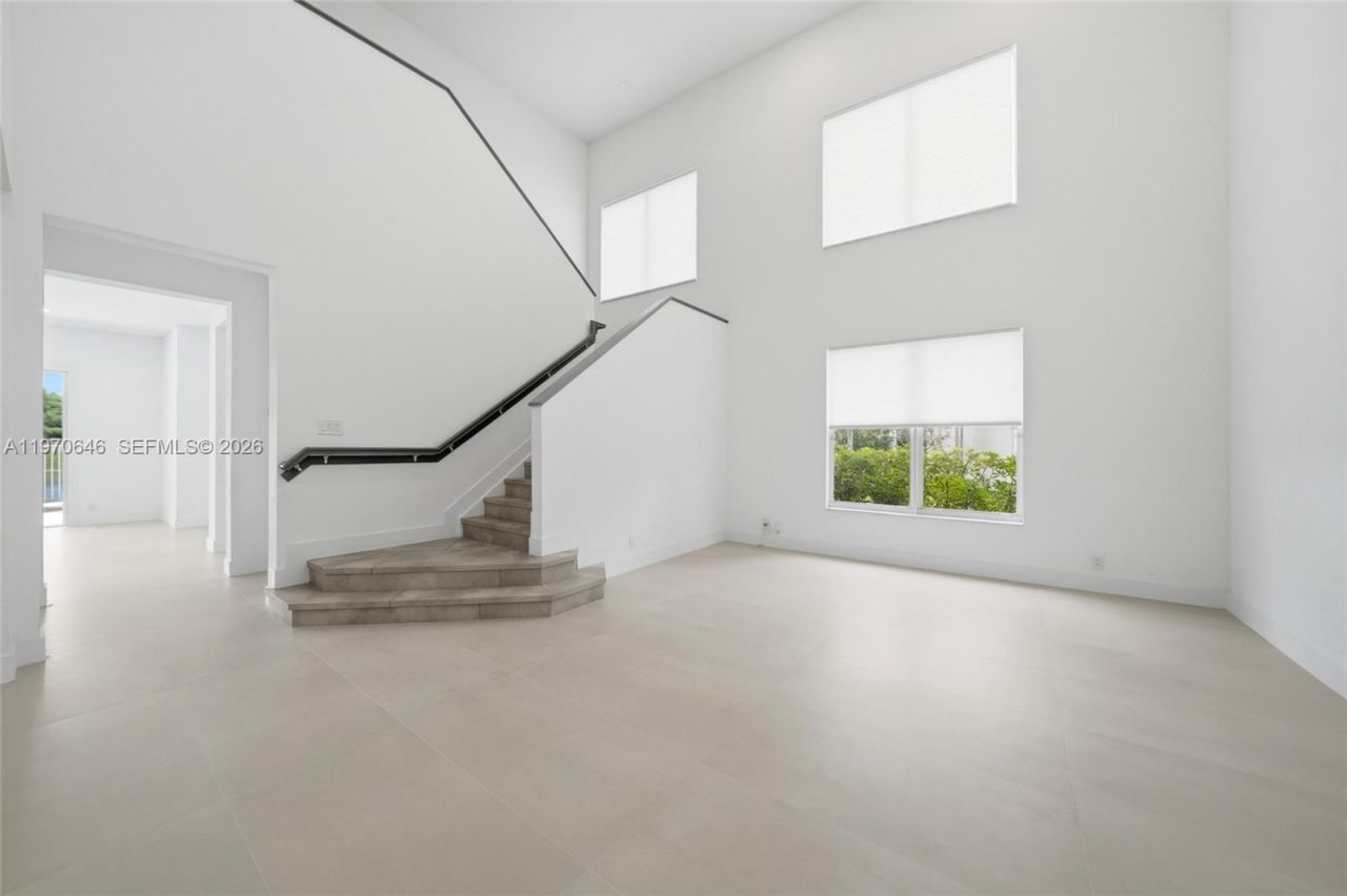 1887 Harbor View Cir, Weston, FL 33327 Photo