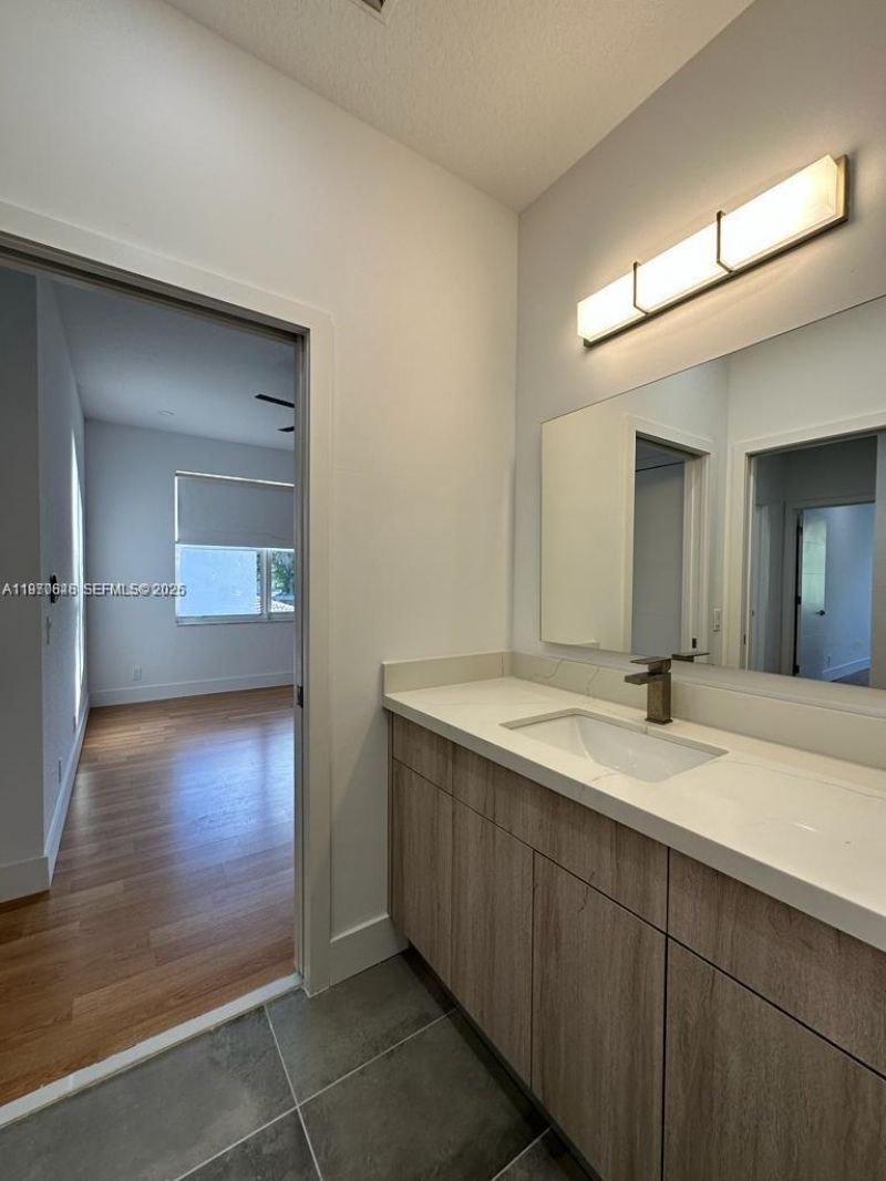 1887 Harbor View Cir, Weston, FL 33327 Photo