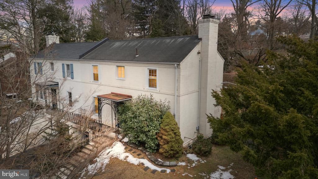 712 Hendren Street, Philadelphia, PA 19128 Main Photo