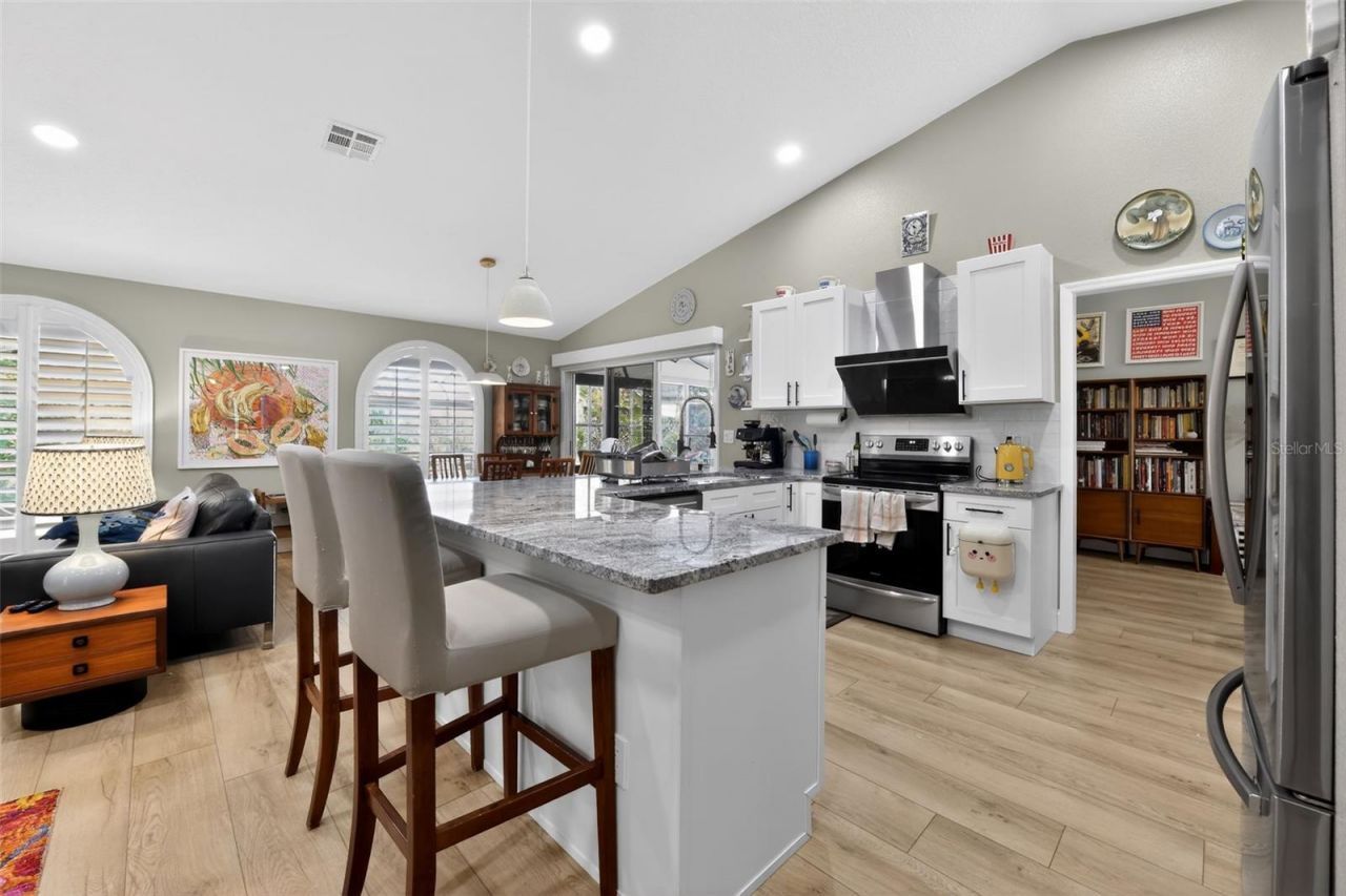 4667 Hamlets Grove Drive, Sarasota, FL 34235 Photo
