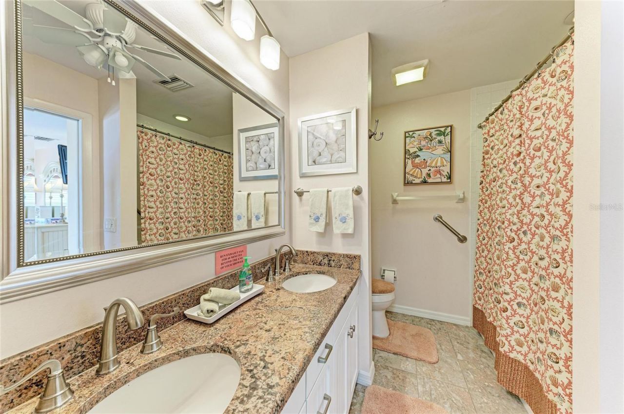 6250 Holmes Boulevard, Unit 56, Holmes Beach, FL 34217 Photo