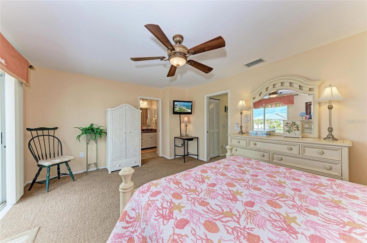 6250 Holmes Boulevard, Unit 56, Holmes Beach, FL 34217 Photo