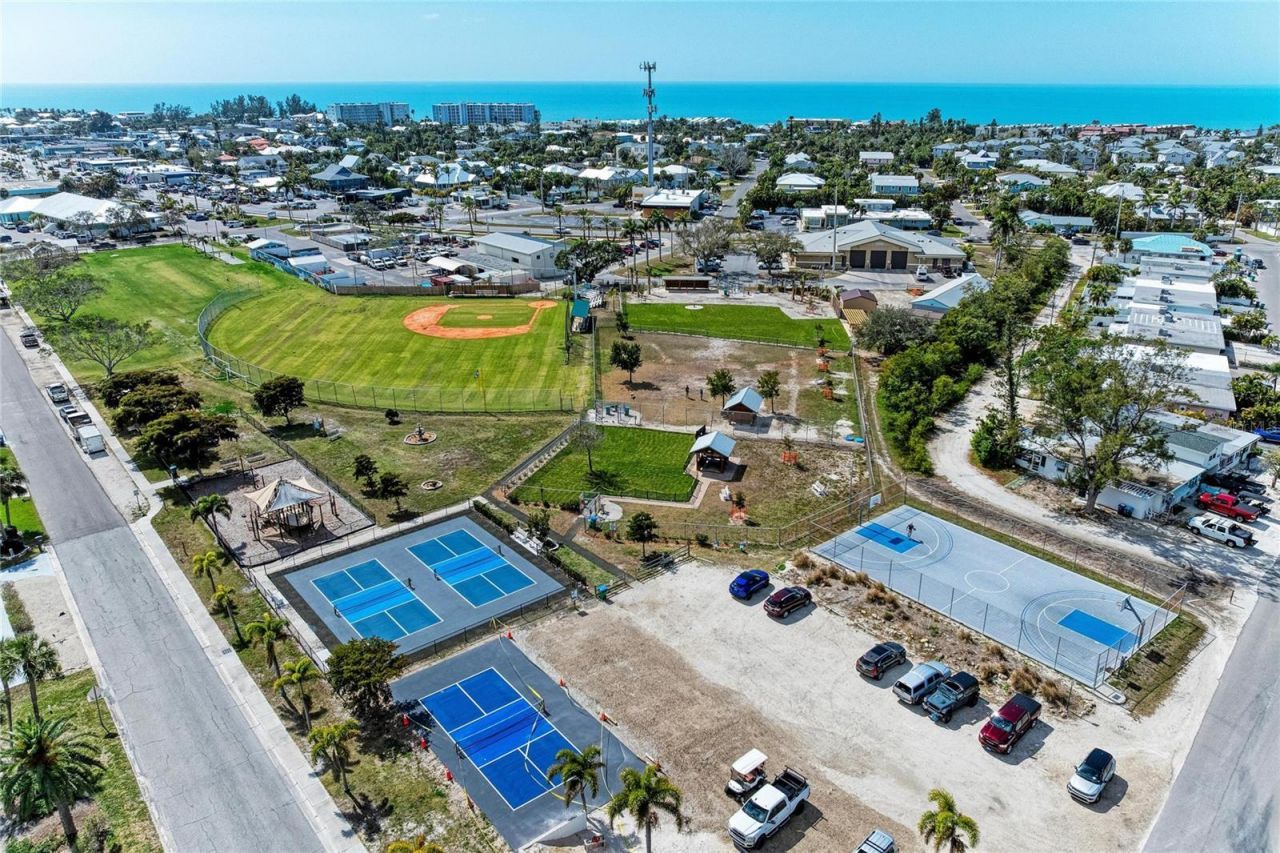 6250 Holmes Boulevard, Unit 56, Holmes Beach, FL 34217 Photo