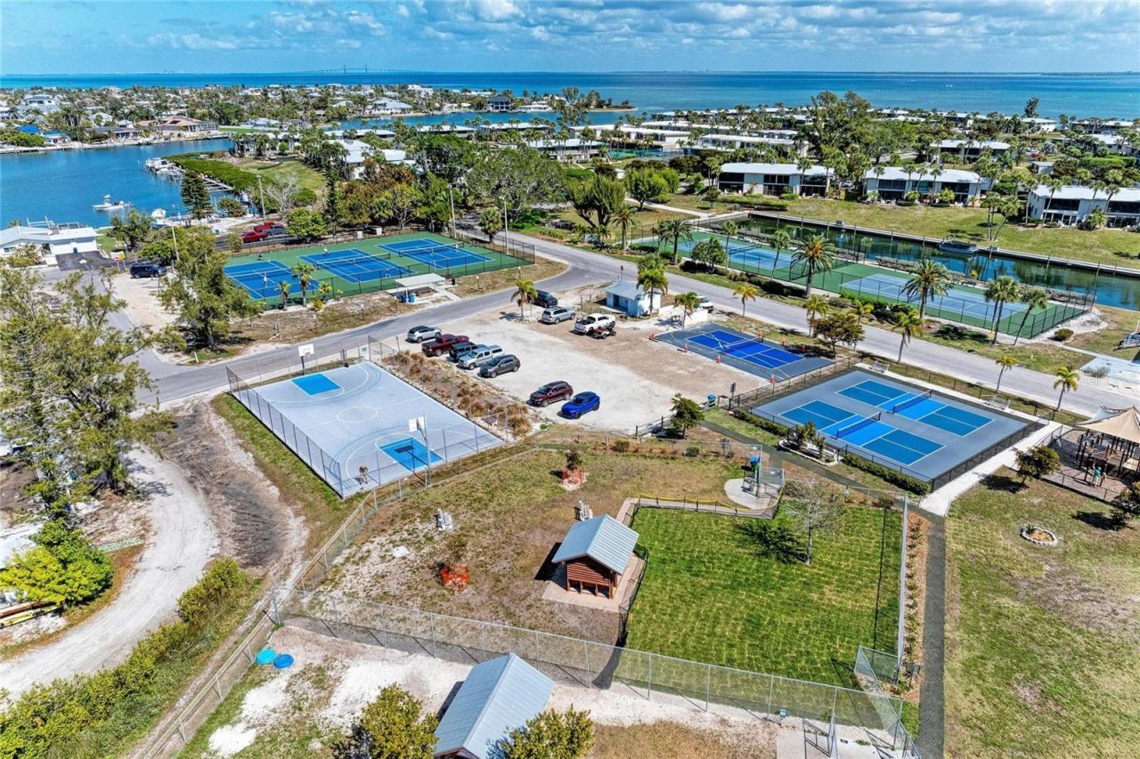 6250 Holmes Boulevard, Unit 56, Holmes Beach, FL 34217 Photo