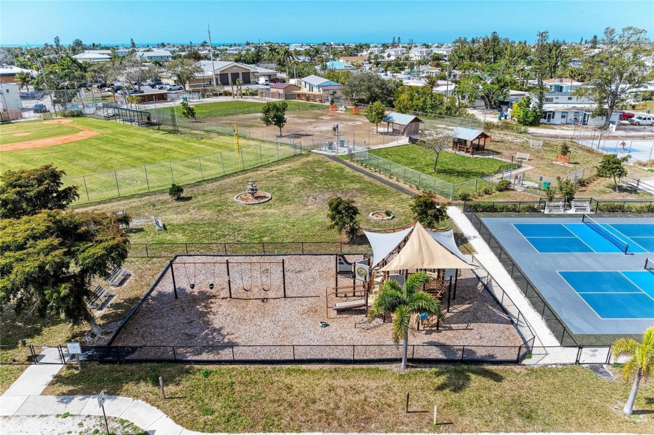 6250 Holmes Boulevard, Unit 56, Holmes Beach, FL 34217 Photo