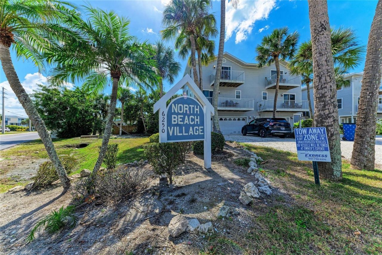 6250 Holmes Boulevard, Unit 56, Holmes Beach, FL 34217 Photo