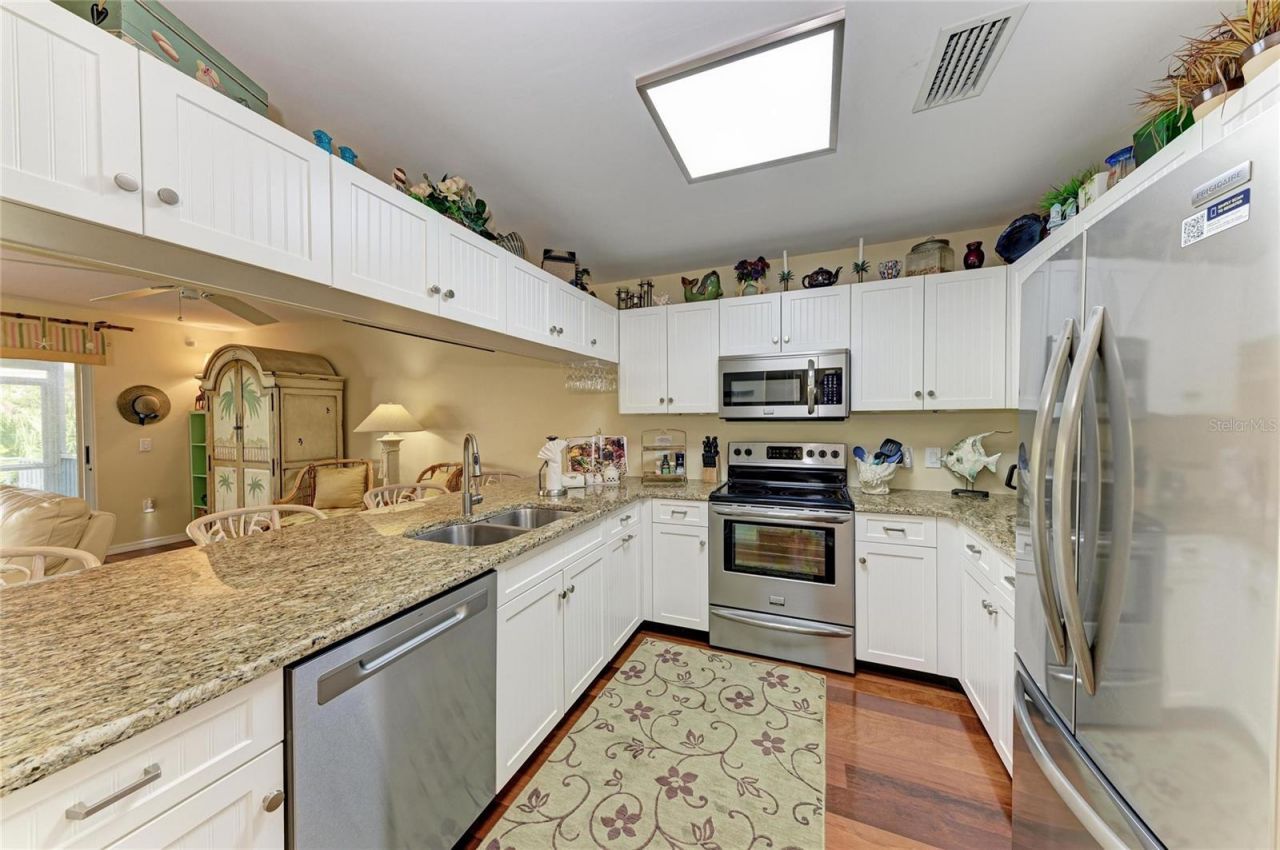 6250 Holmes Boulevard, Unit 56, Holmes Beach, FL 34217 Photo