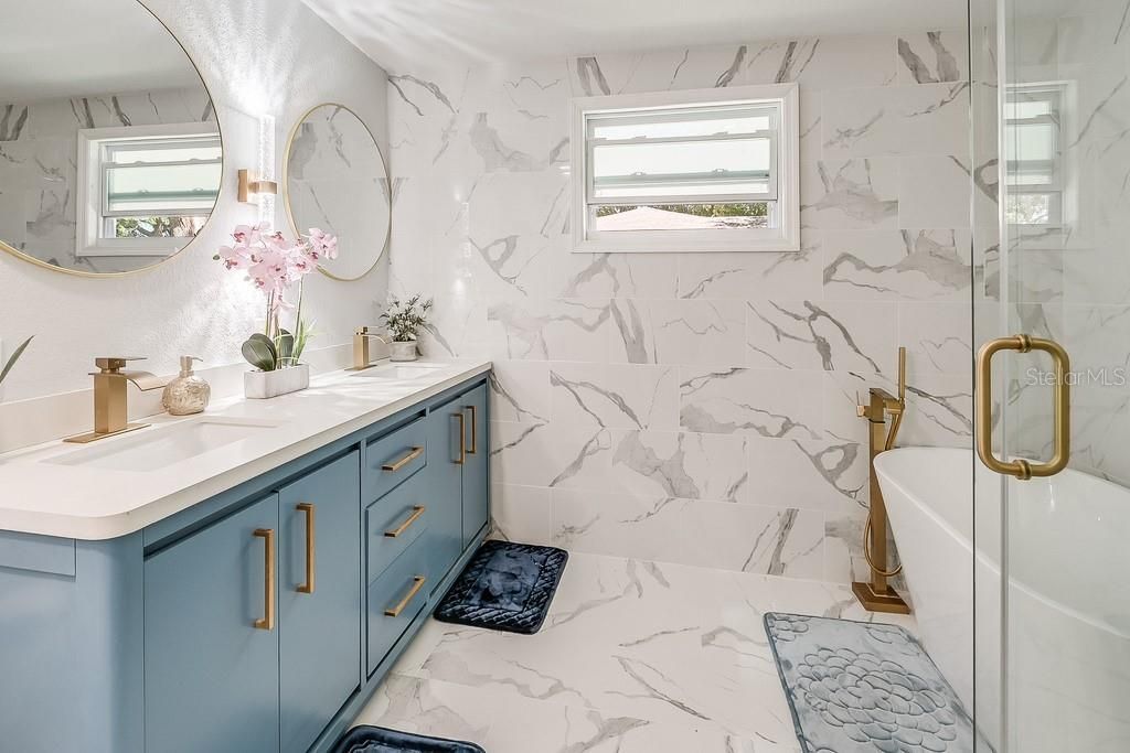 1826 Country Club Road N, Saint Petersburg, FL 33710 Photo