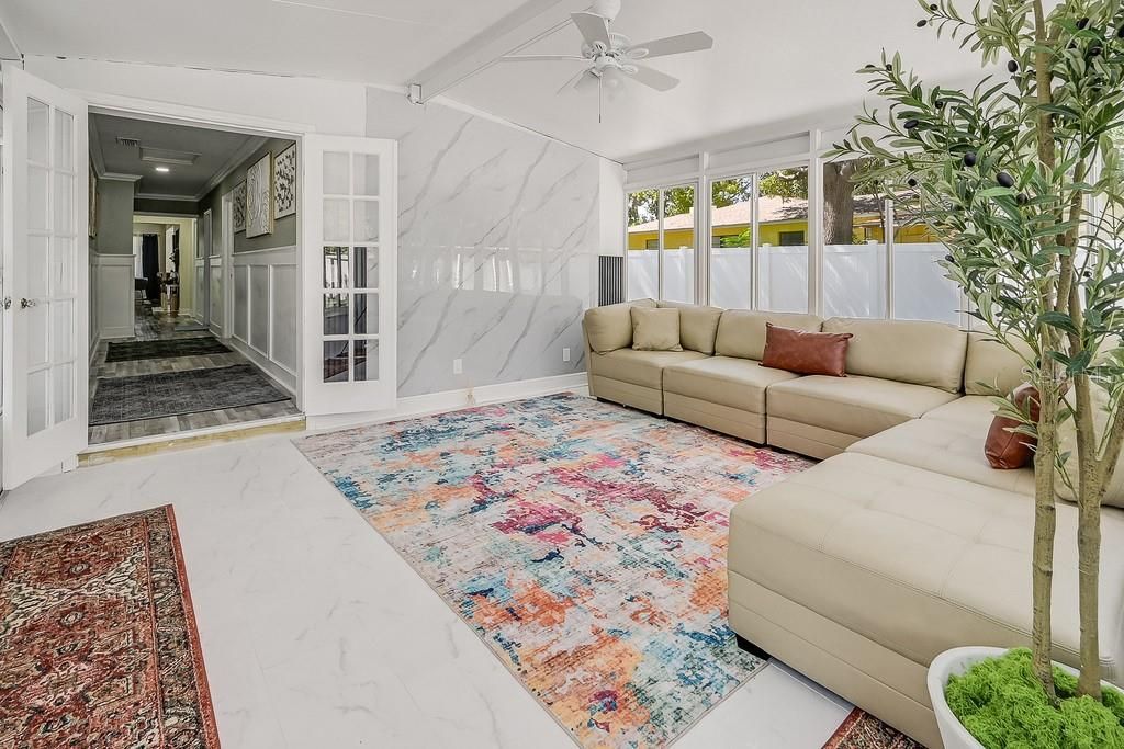 1826 Country Club Road N, Saint Petersburg, FL 33710 Photo